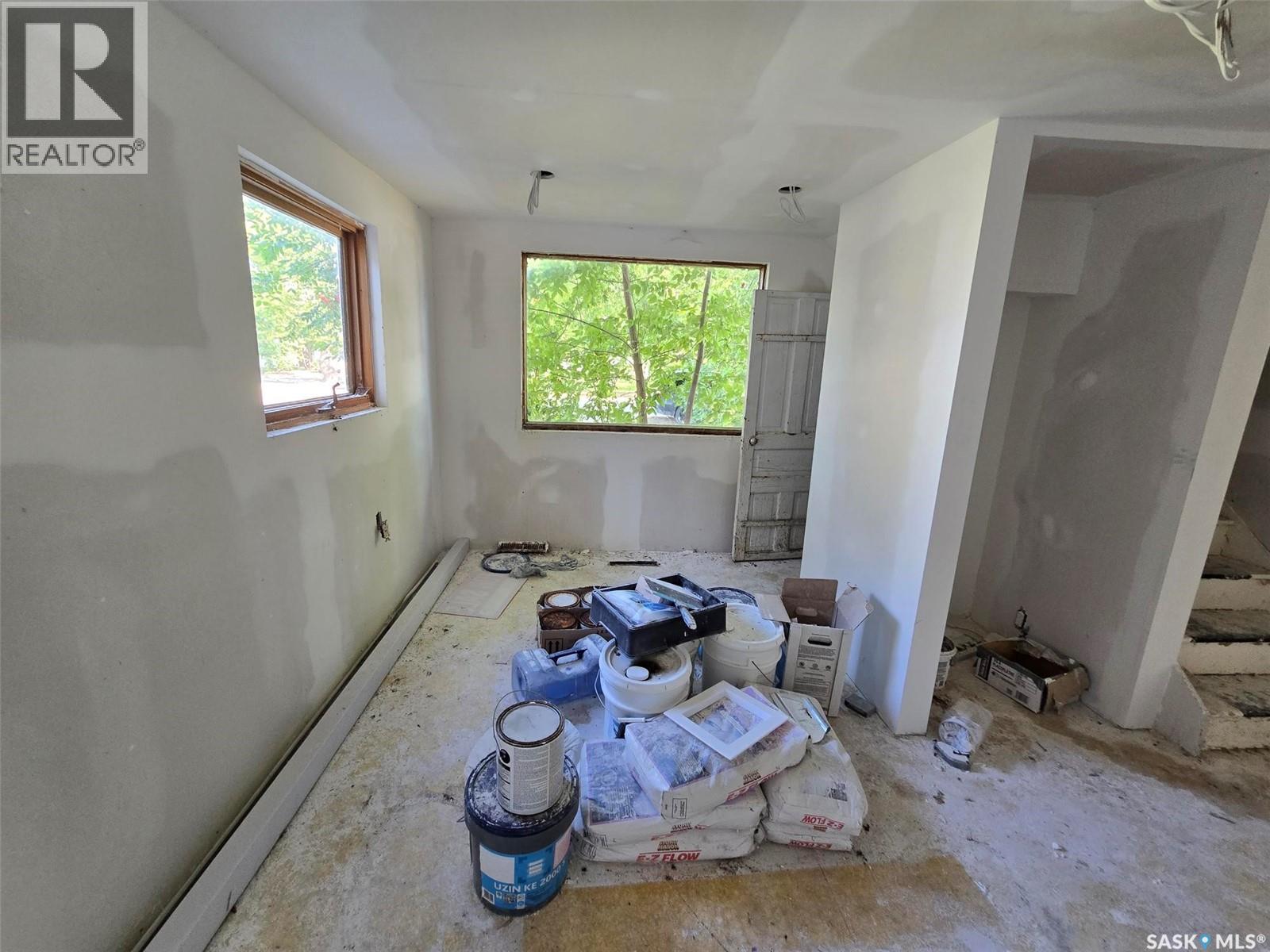 222 1st AVENUE W, Montmartre — photo 8