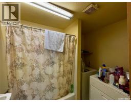 102a Railway Avenue, Hudson Bay, SK S0E0Y0 Photo 9