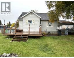 Primary bedroom of 1880 JUNIPER STREET · Prince George, BC