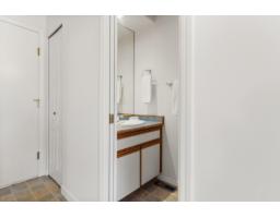 832 165 Street, Surrey, BC V4A9B9 Photo 18