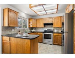 832 165 Street, Surrey, BC V4A9B9 Photo 11