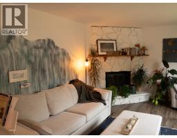 Photo 11 of 38, 2362 OLDS STREET · Prince George, BC