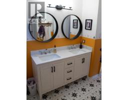 Photo 22 of 38, 2362 OLDS STREET · Prince George, BC