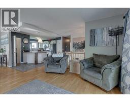 Family room - 3906 44 Street, Ponoka, AB T4J1B3 Photo 7