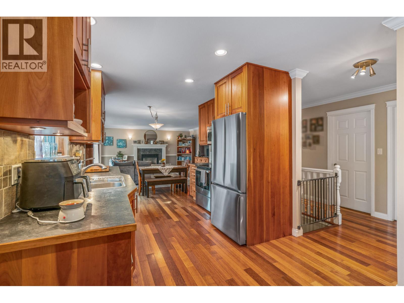 Photo 22 of 39 — 8299 ST. JOHN CRESCENT · Prince George, BC