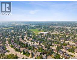 856 Lake Twintree Crescent Se, Calgary, AB T2J2W3 Photo 35