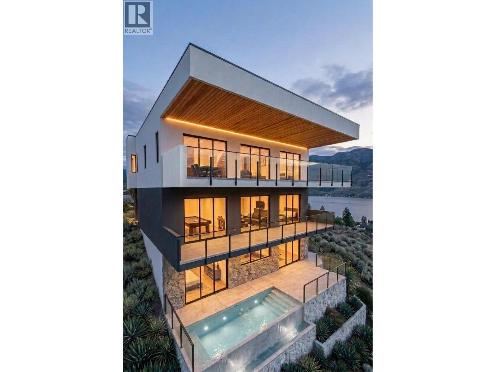593 Vancouver Avenue, Penticton