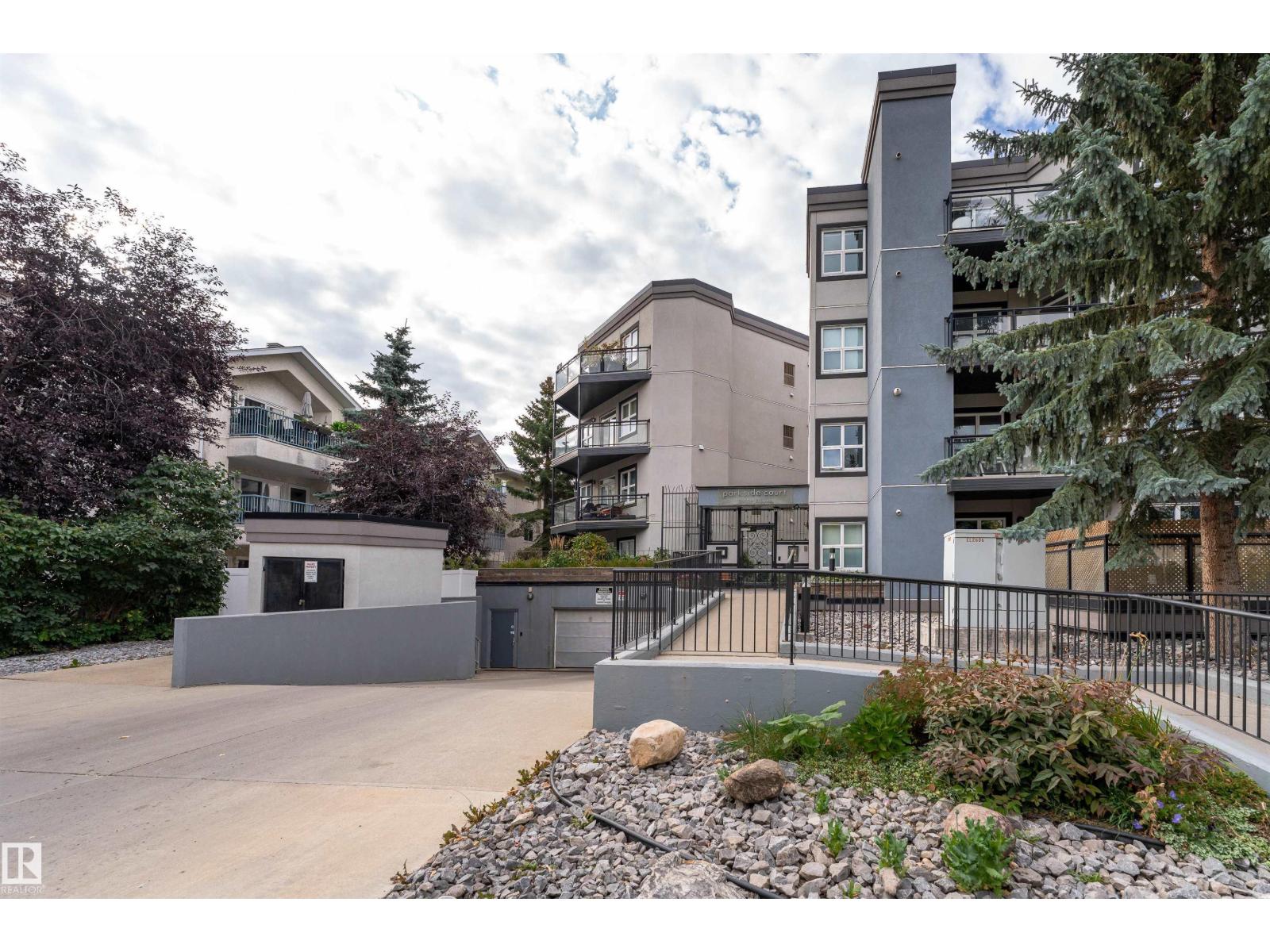#104 11933 106 AV NW - 22