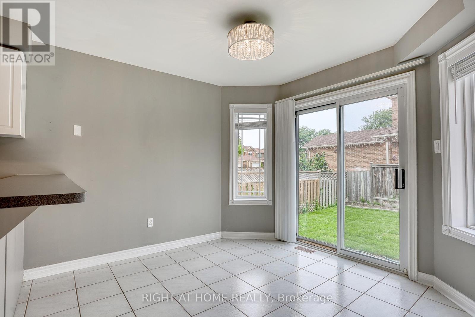 UPPER - 37 BROCKMAN CRESCENT, Ajax (Central West) — photo 11