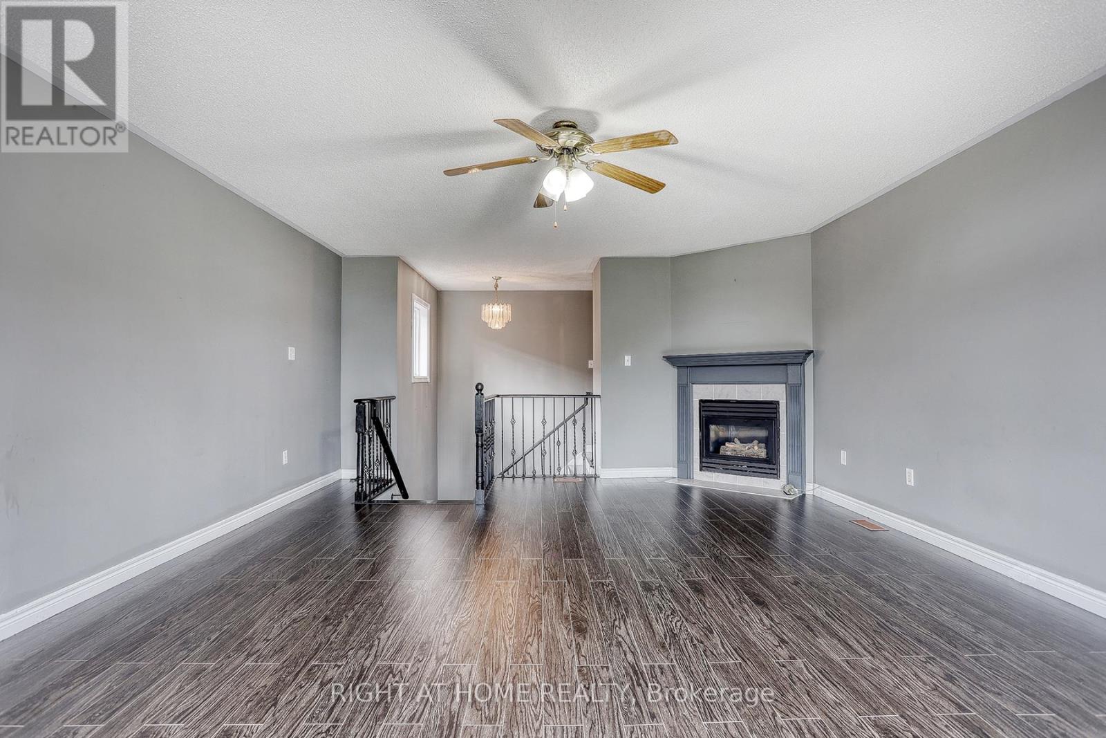 UPPER- 37 Brockman Crescent, Ajax, ON photo 16