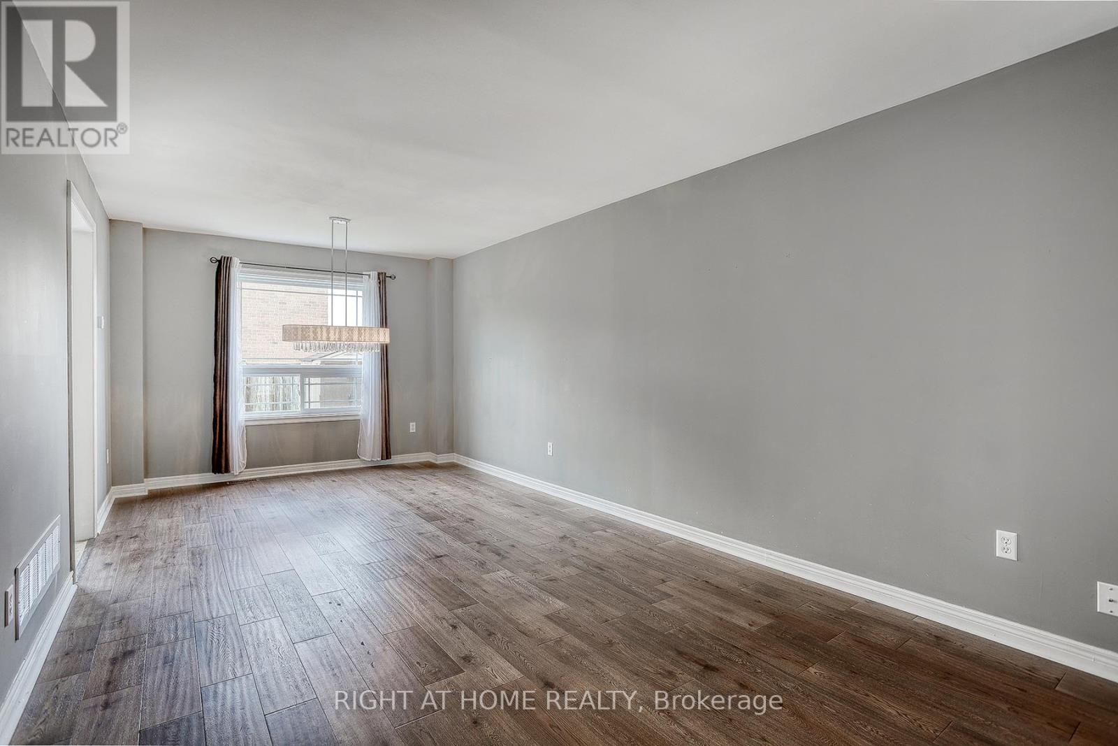 UPPER - 37 BROCKMAN CRESCENT, Ajax (Central West) — photo 6