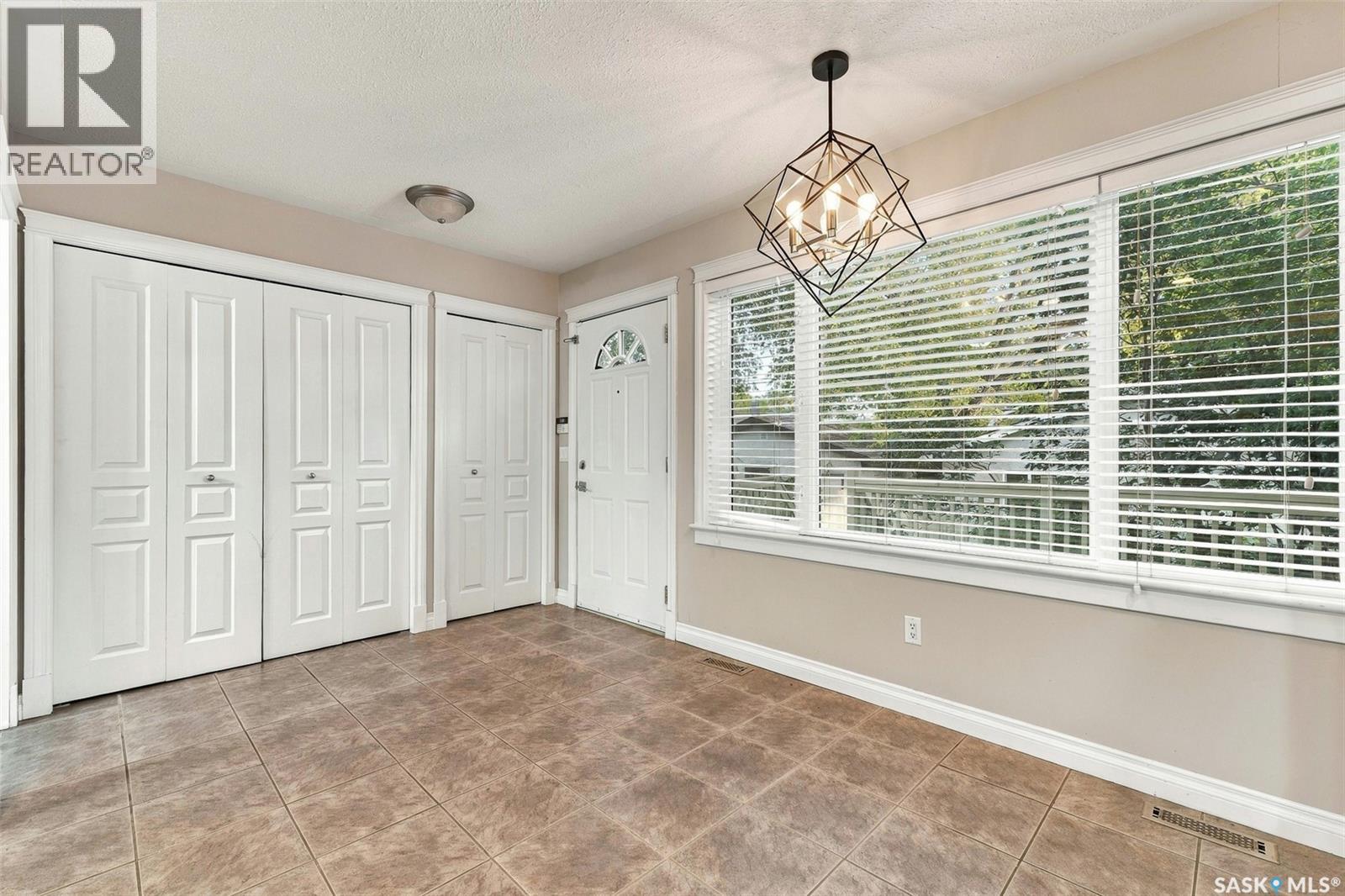 3917 Victoria AVENUE - 8