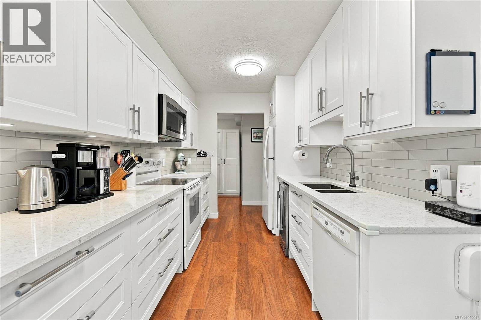 #303 1500 Elford St - 4