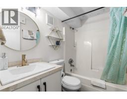 9885 Pinnacles Road Unit# 102, Silver Star, BC V1B3M1 Photo 17