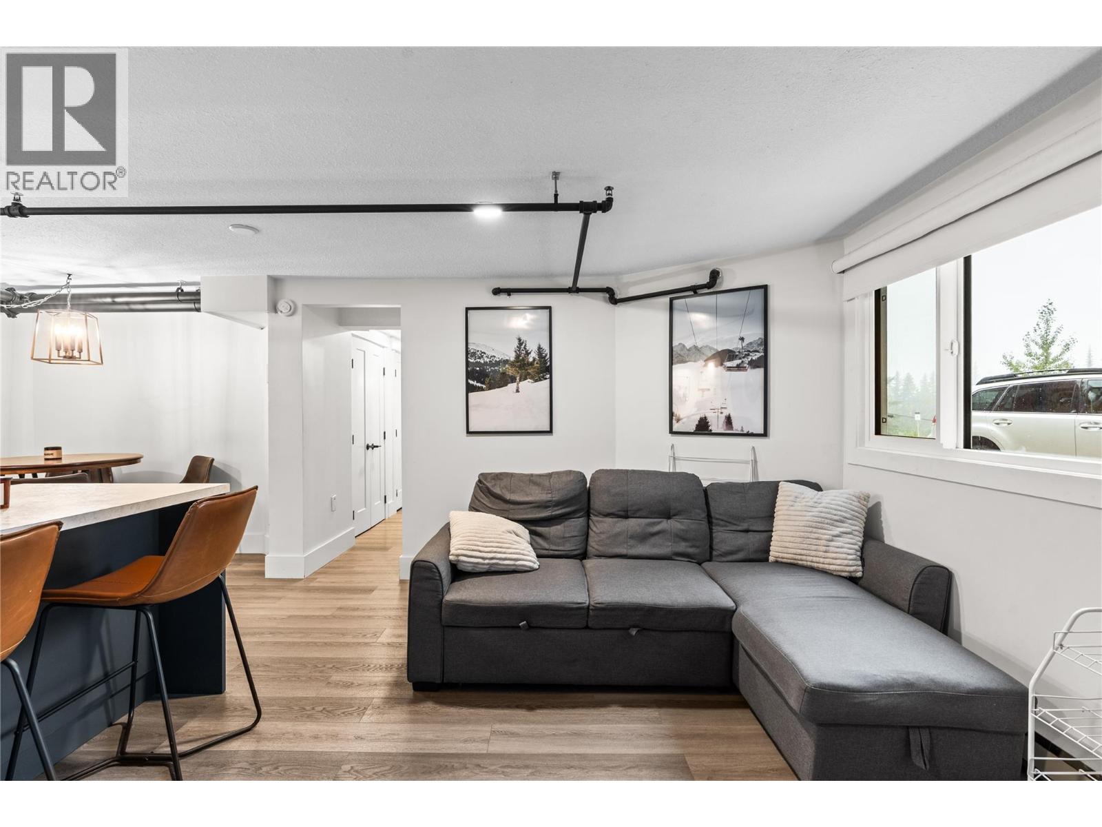 #102 9885 Pinnacles Road - Image 4