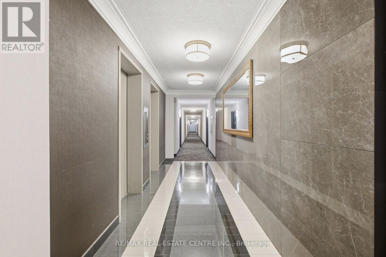 #602 2055 UPPER MIDDLE ROAD - Image 29