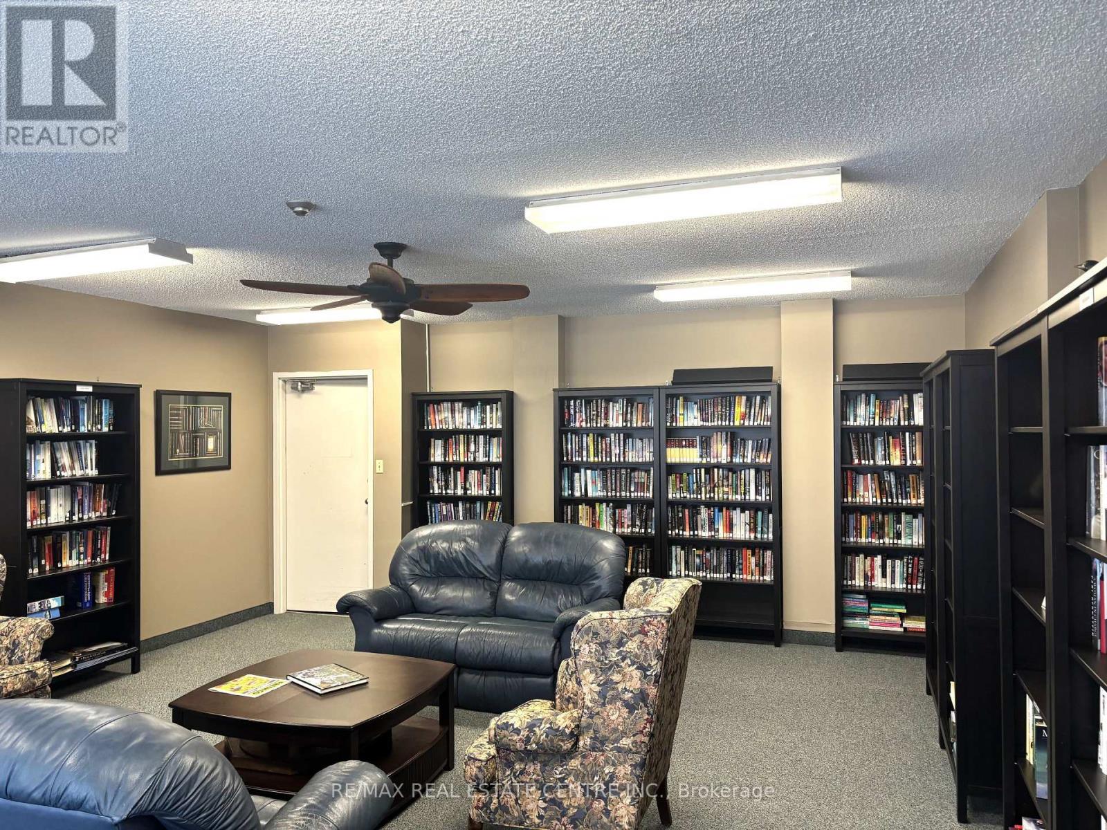 #602 2055 UPPER MIDDLE ROAD - Image 40