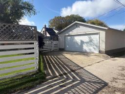 587 Mcadam Avenue, Winnipeg, MB R2V0B1 Photo 38