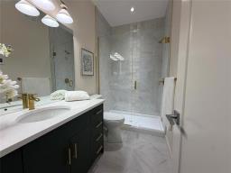 400 Country Vista Drive, La Salle, MB R0G0A2 Photo 13