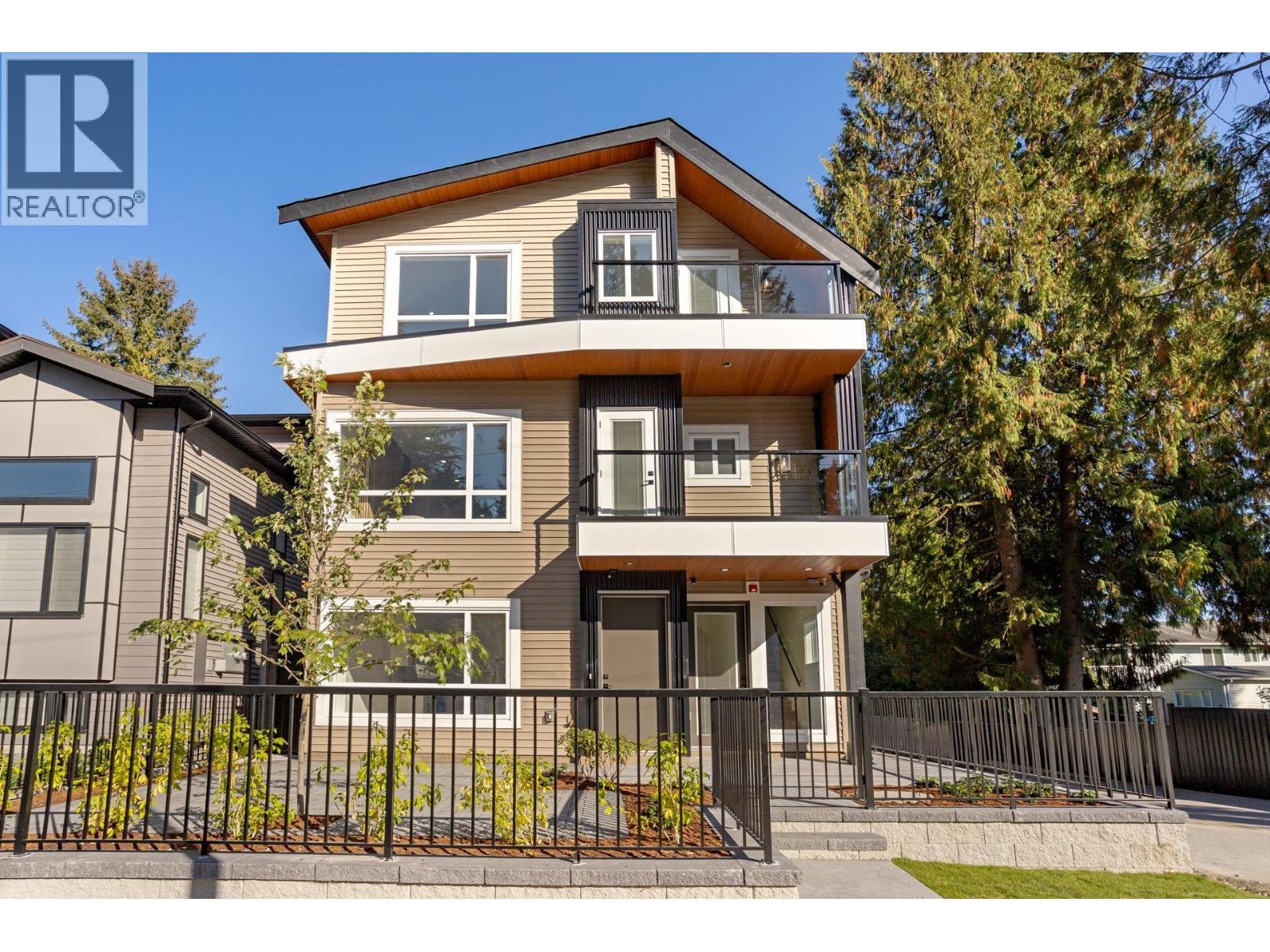 101 3532 HASTINGS STREET