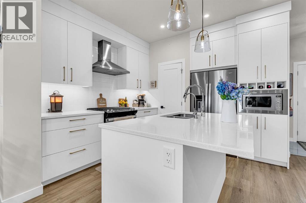 337 Chelsea Hollow, Chestermere, Alberta, T1X2T3 — thumbnail 6