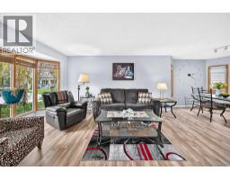 316 Glamorgan Place SW - photo 2