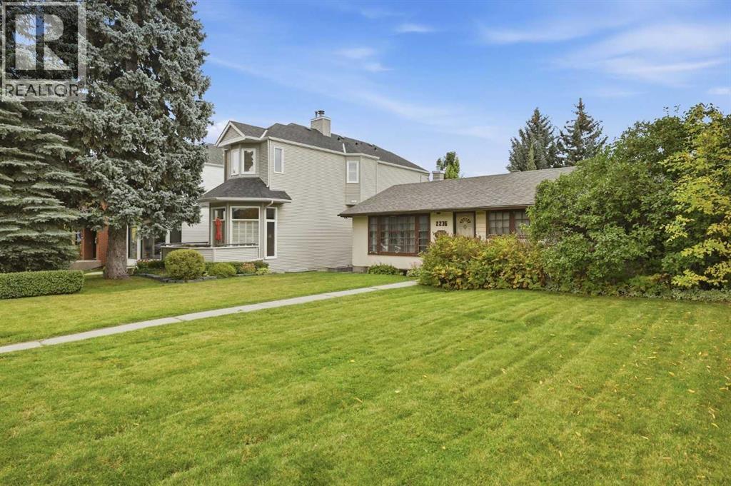 2235 31 Avenue SW - 2