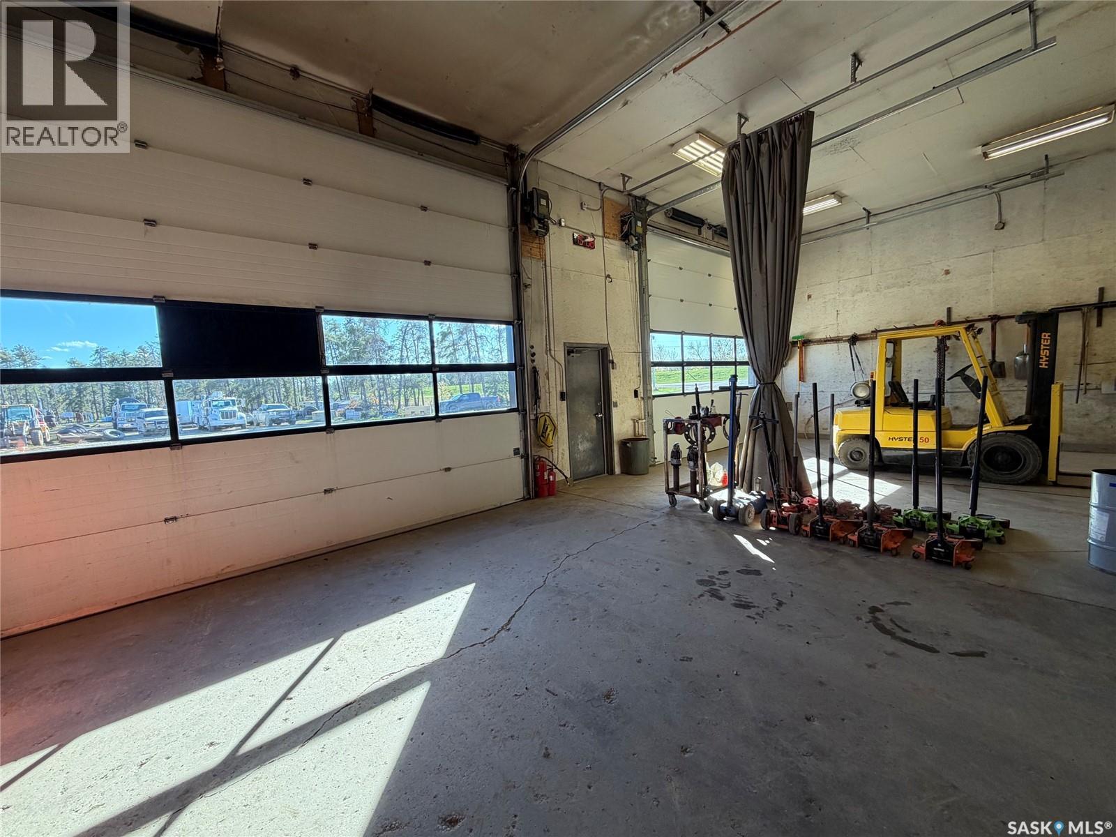 1123 Industrial DRIVE, Hudson Bay — photo 18
