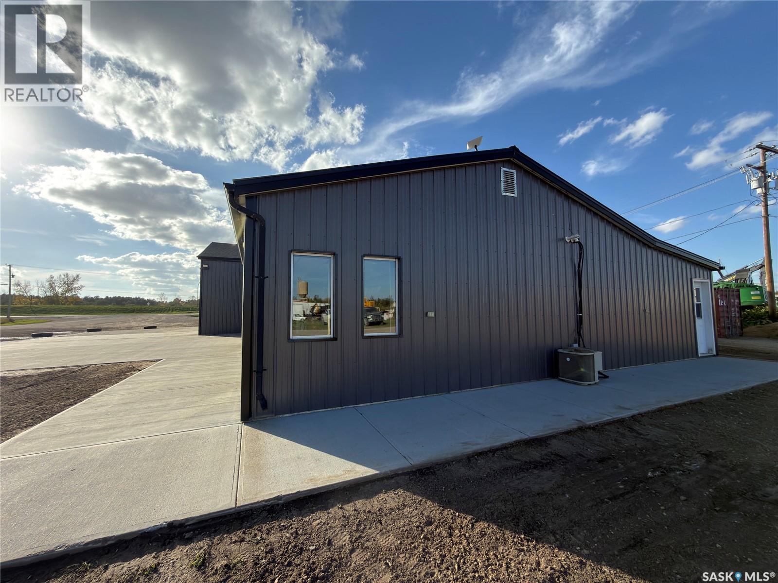 1123 Industrial DRIVE, Hudson Bay — photo 4