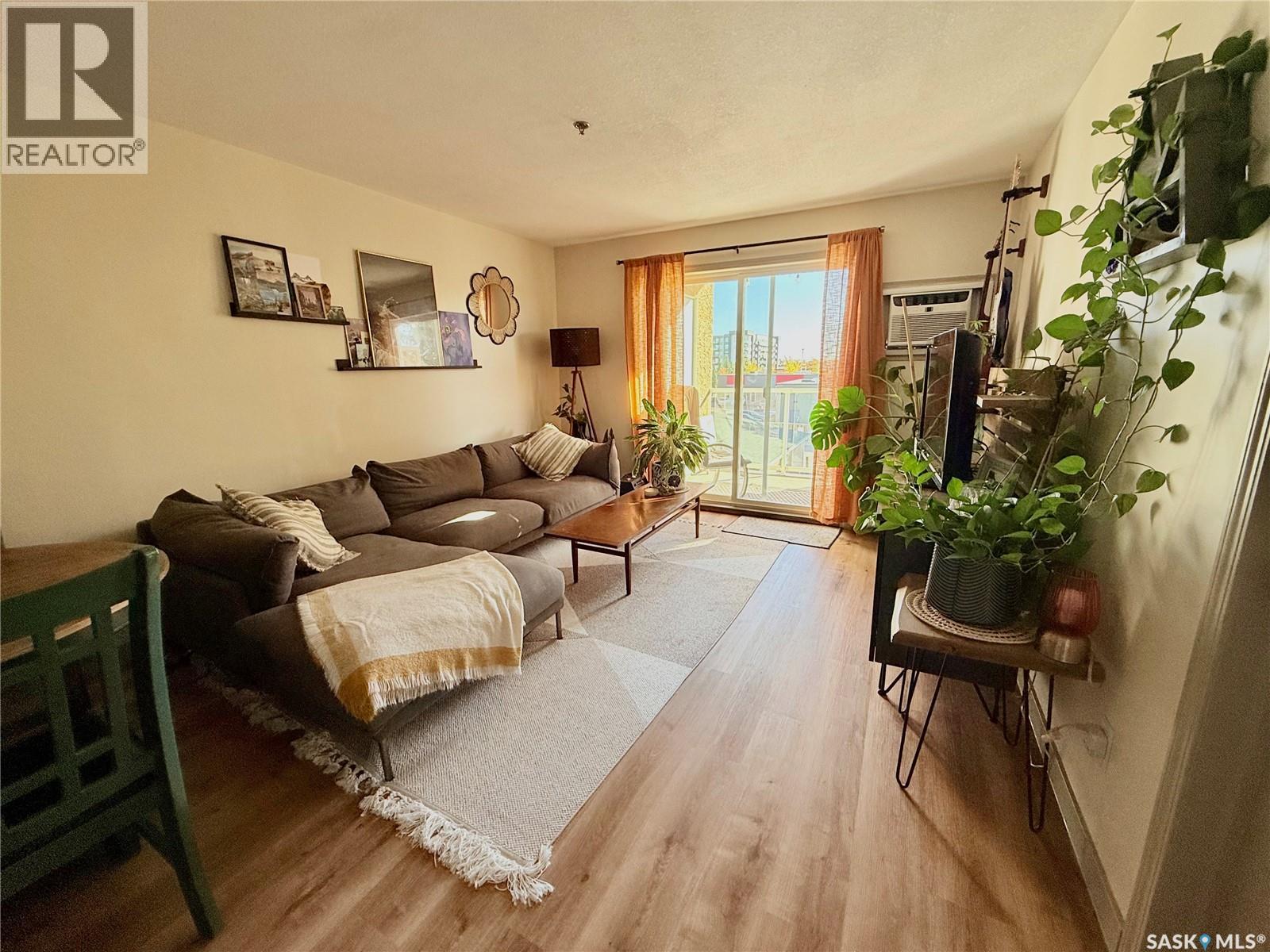 311 215 Lowe ROAD, Saskatoon — photo 4