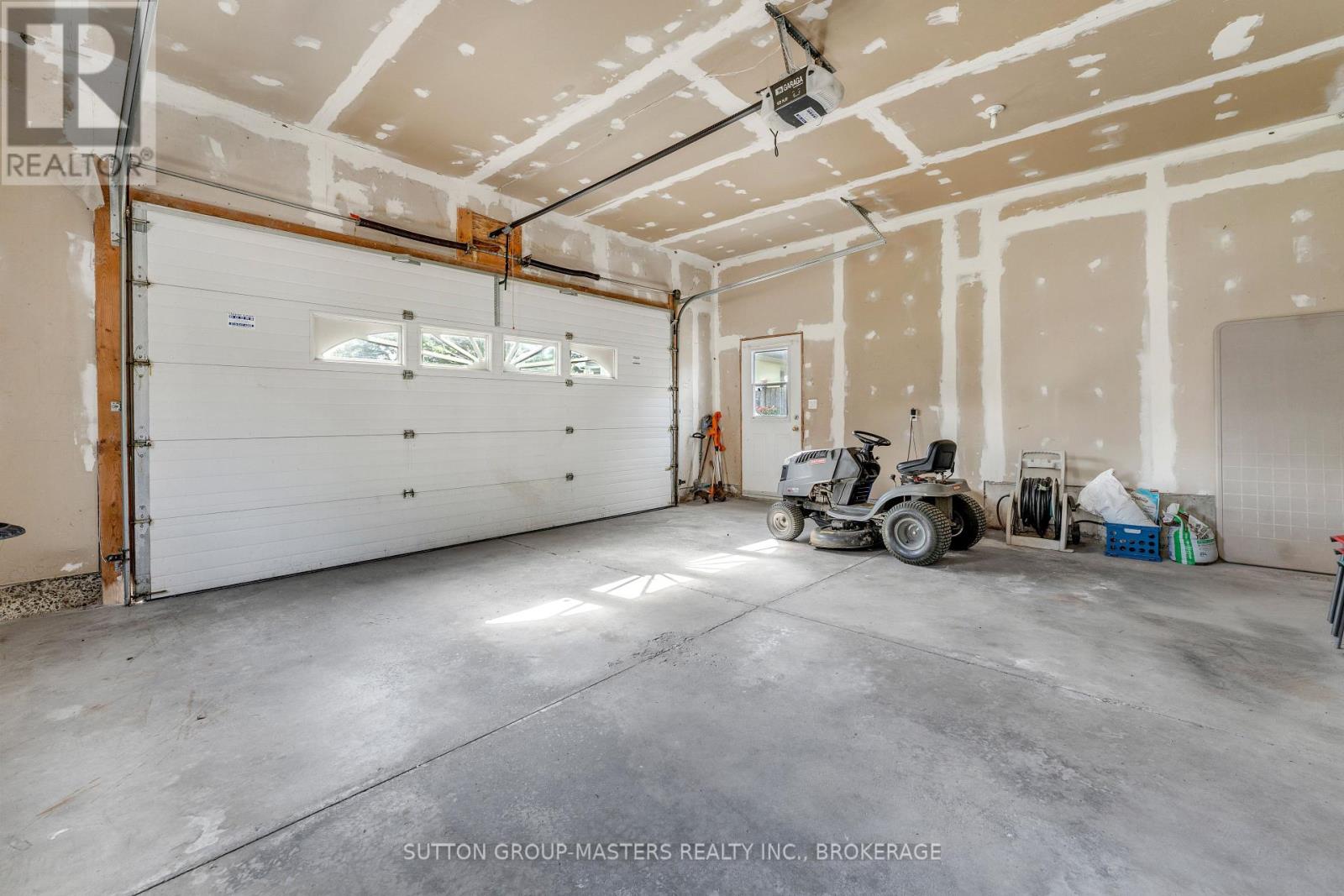 316 ACADEMY STREET - 50