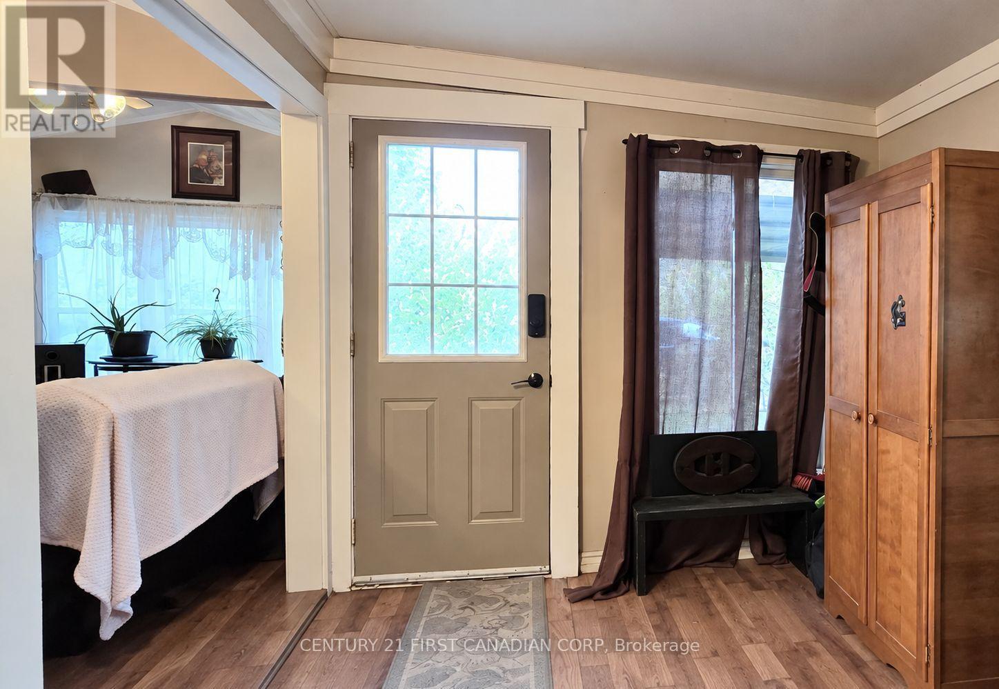 79681 BLUEWATER HIGHWAY, Central Huron (Goderich) — photo 7