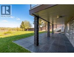 586 Prospect Drive Sw, Medicine Hat, AB T1A4C1 Photo 42