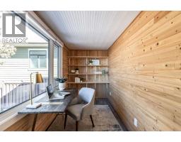 Bedroom - 586 Prospect Drive Sw, Medicine Hat, AB T1A4C1 Photo 17