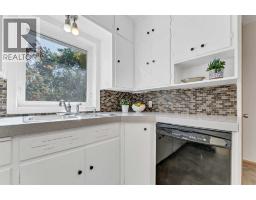 337 8 Street Sw, Medicine Hat, AB T1A4L8 Photo 16
