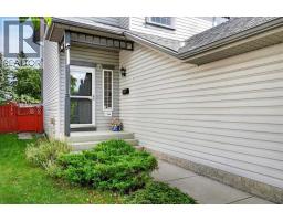 1012 Cranston Drive SE - photo 2