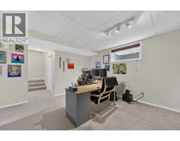 1012 Cranston Drive SE - photo 32
