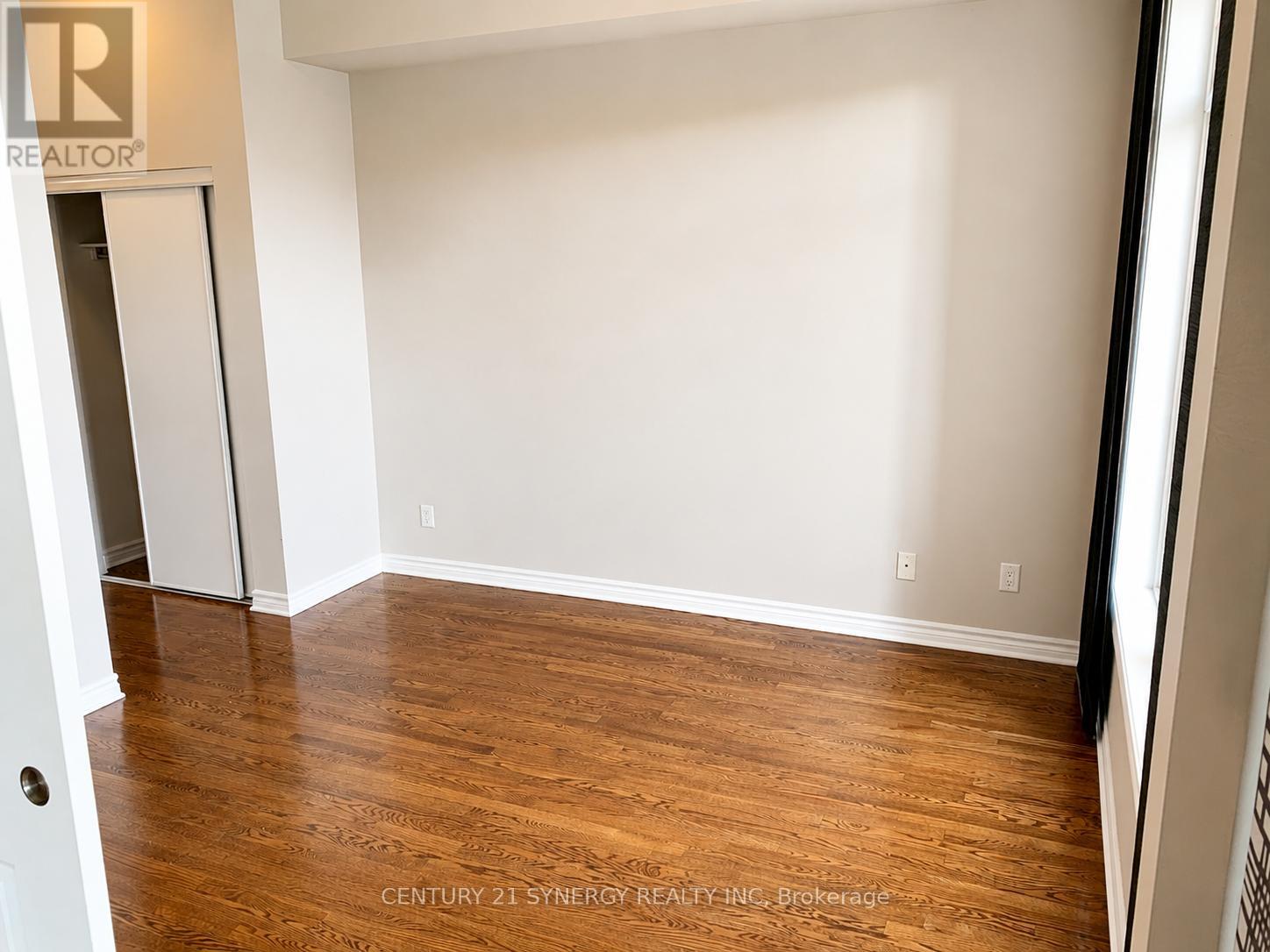 209 - 682 CHURCHILL AVENUE N, Ottawa — photo 8