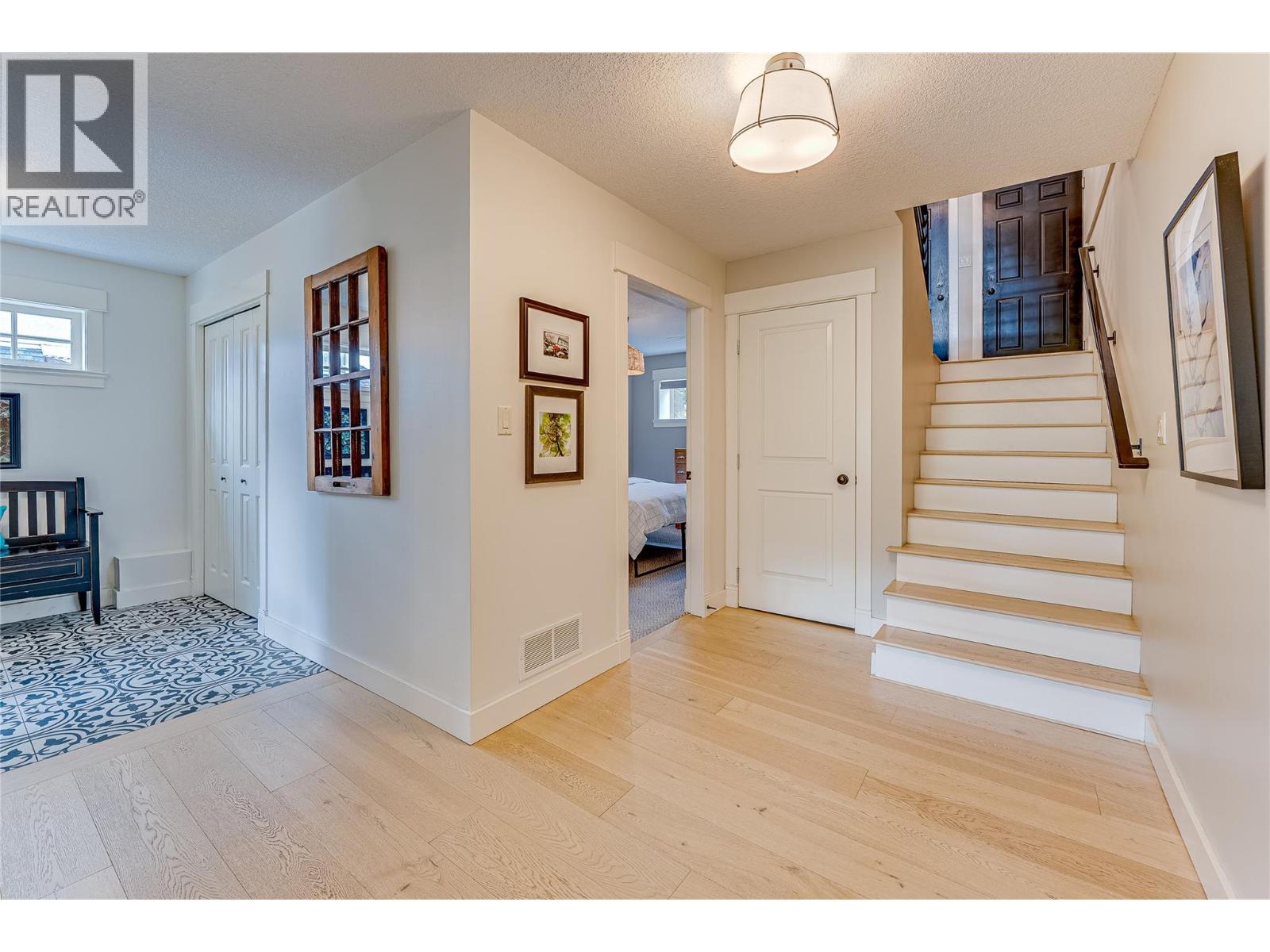 #1 6933 Manning Place - 34