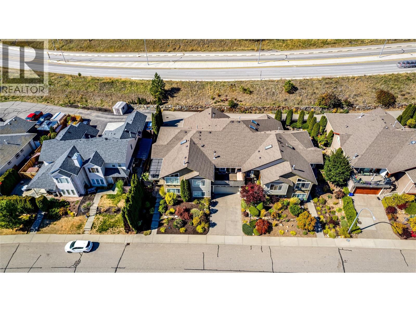#1 6933 Manning Place - Image 60