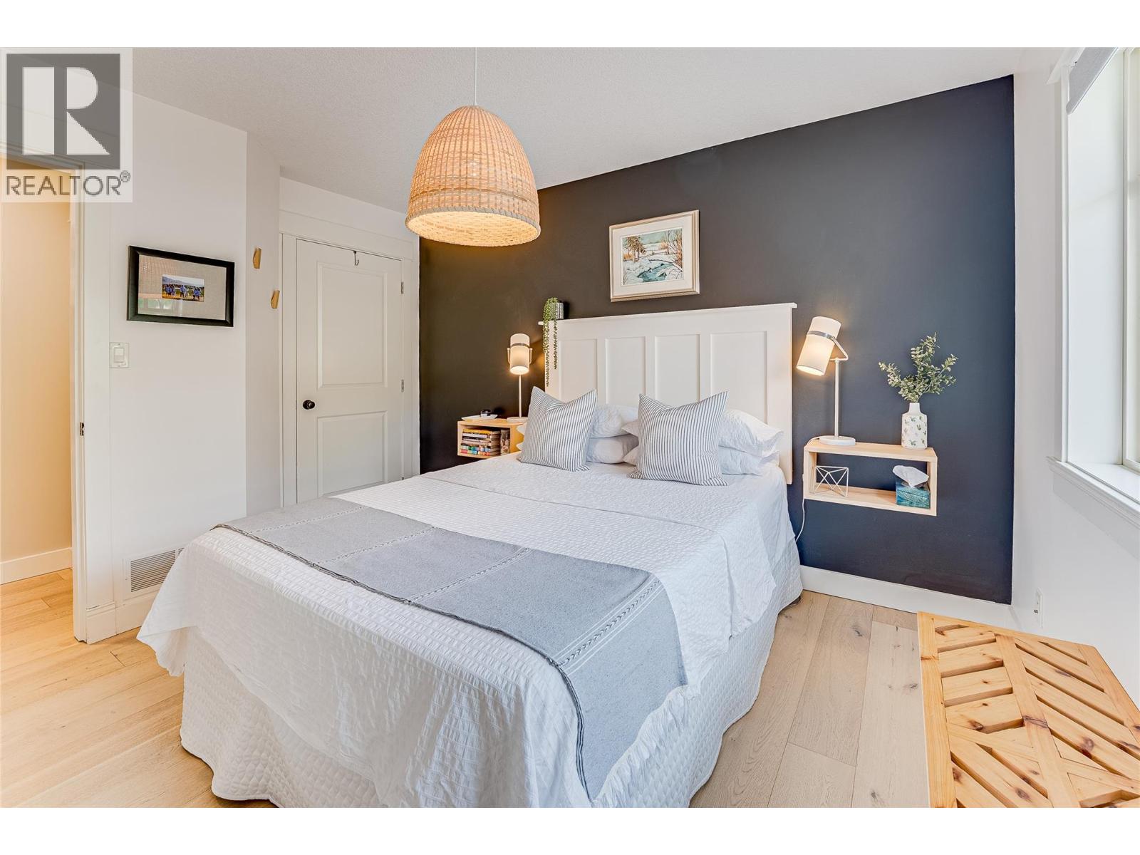 #1 6933 Manning Place - 30