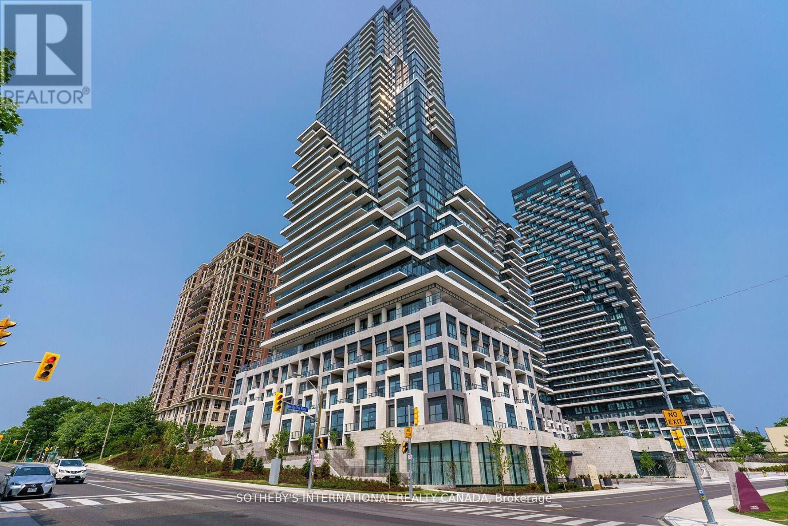 1101 - 10 INN ON THE PARK DRIVE, Toronto (Banbury-Don Mills)