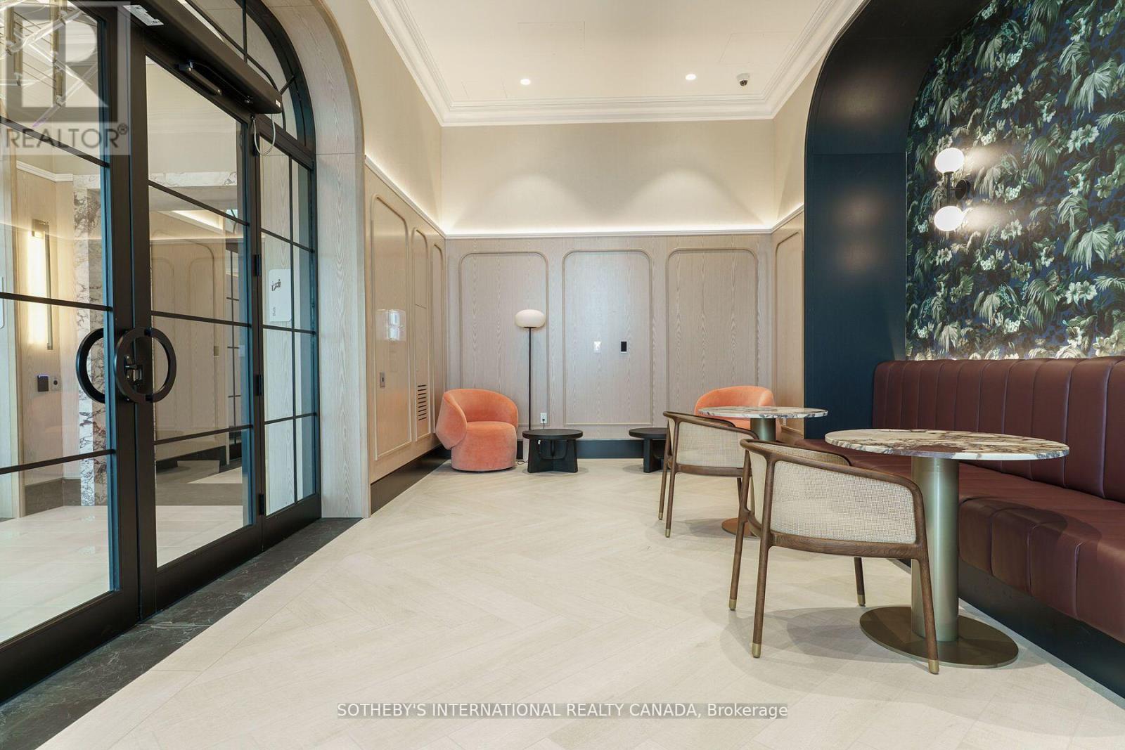 #1101 10 INN ON THE PARK DRIVE - Image 31