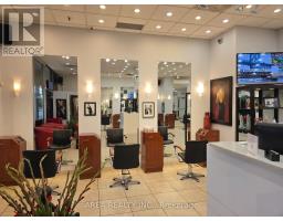 3292 Bayview Avenue, Toronto, ON M2M4J5 Photo 6