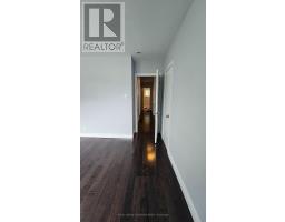 Bathroom - Upper - 11 Mid Pines Road, Toronto, ON M1G2L5 Photo 7