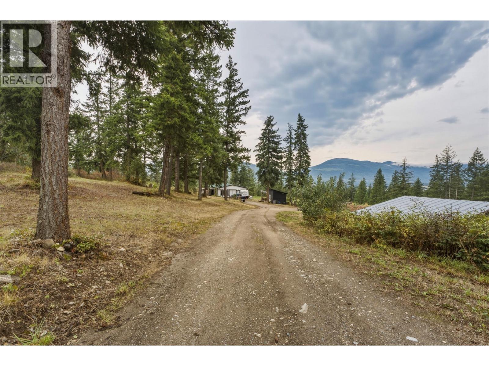 2433 Sherry Road - Image 30
