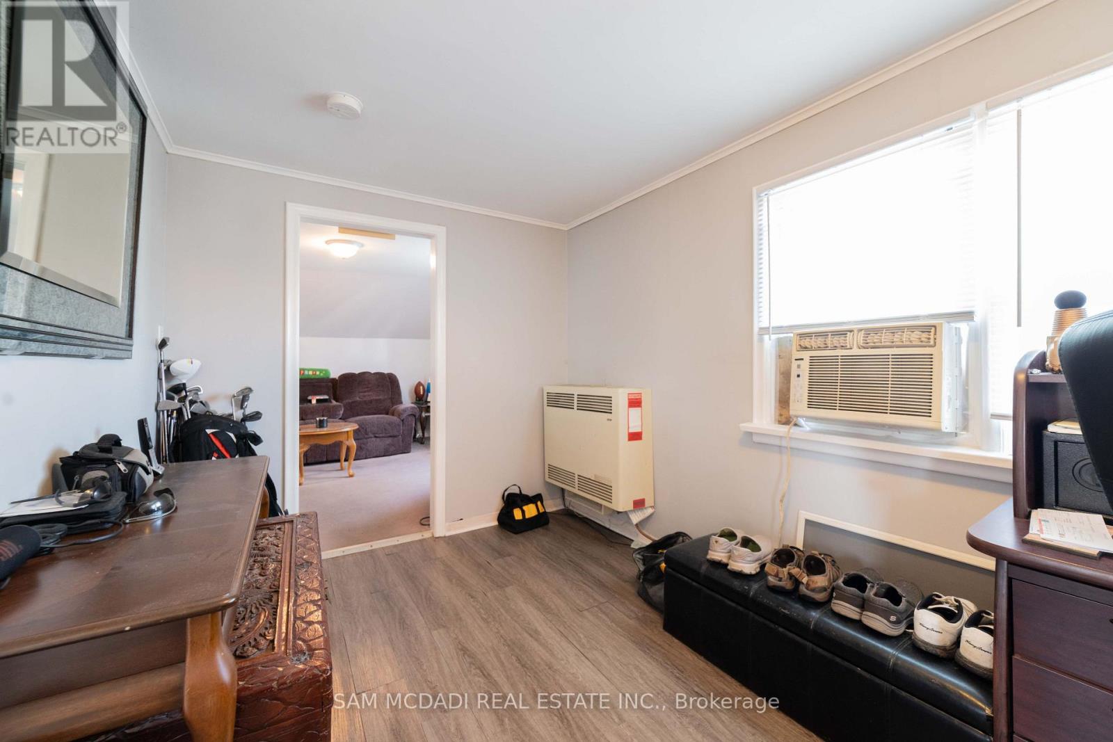 187 ERIE STREET - 22