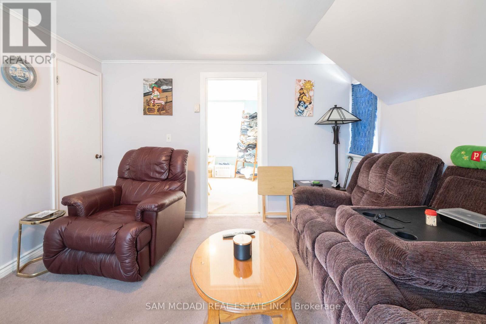 187 ERIE STREET - Image 25