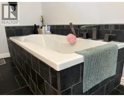 Photo 11 of 32, 6828 FAIRMONT CRESCENT · Prince George, BC