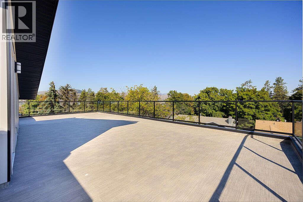 #1 1506 39A Avenue - 33